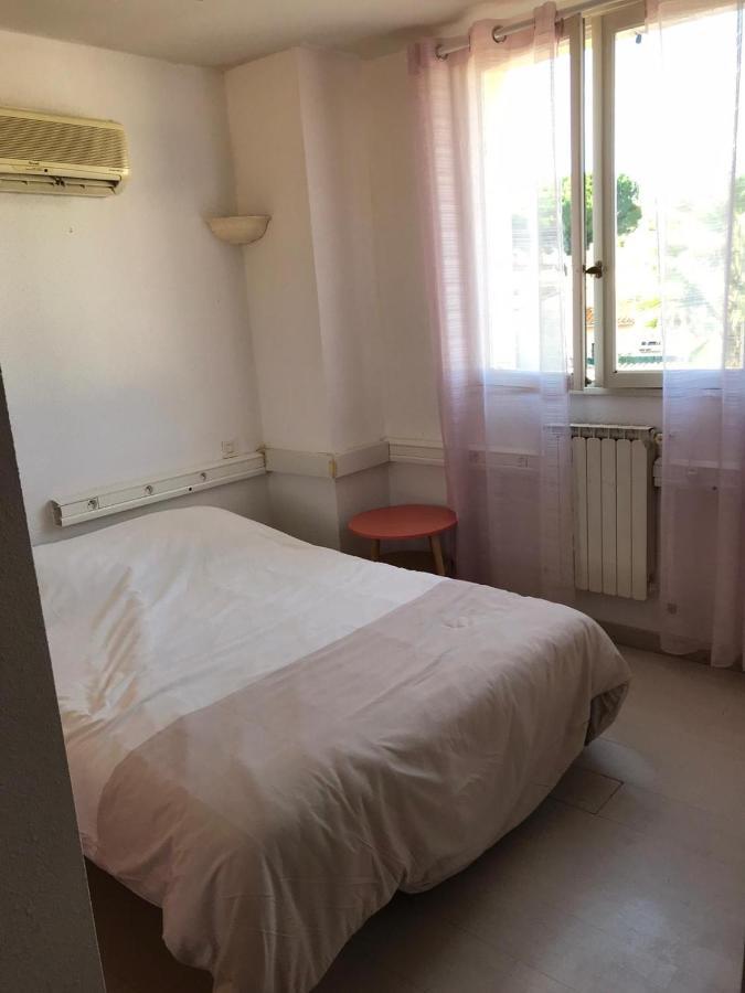 Bora Villa Beziers Exterior photo